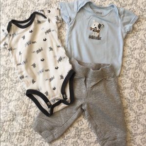 Child of Mine by Carter’s set
